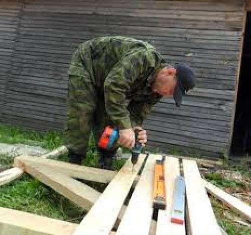 Распашные ворота из дерева своими руками. Процесс 02