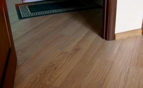 Как установить межкомнатную дверь без порога