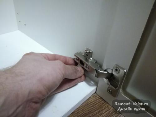 Сборка кухни своими руками. Сборка навесных шкафов 20