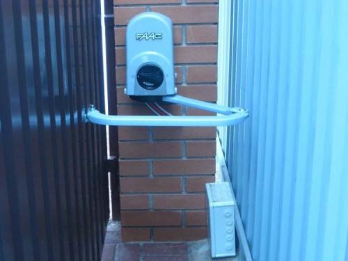 Автоматические распашные ворота своими руками. Автоматика для распашных ворот: виды приводов