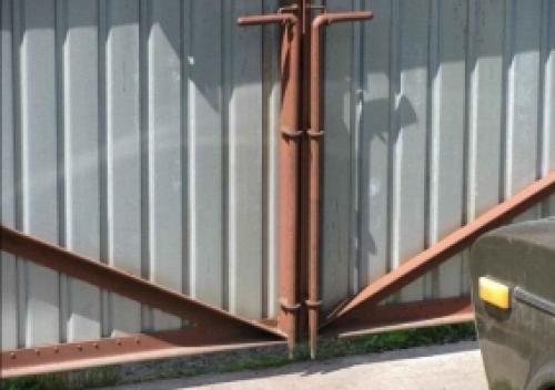 Ворота для частного дома из металлопрофиля. Конструкции створок 08