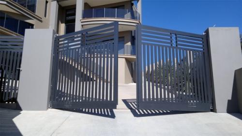 Автоматические распашные ворота достоинства и недостатки. Особенности автоматических распашных ворот с дистанционным открытием 01 Автоматические распашные ворота достоинства и недостатки. Особенности автоматических распашных ворот с дистанционным открытием 01