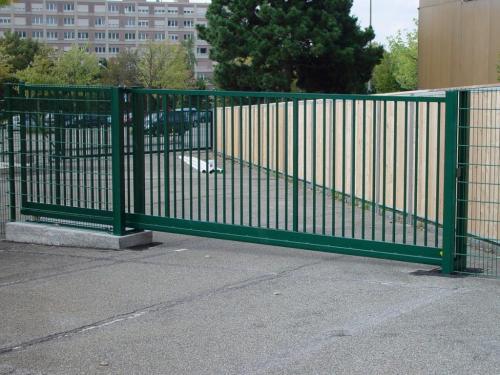 Изготовление ворот из профильной трубы своими руками. Как изготовить своими руками ворота из профильной трубы?