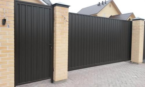 Автоматические ворота с дистанционным управлением в Москве. Варианты ворот: 02