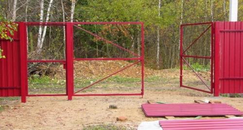 Изготовление ворот своими руками. Ворота своими руками откатные или распашные во двор и на дачу - схемы и чертежи, крутые фото идеи 19