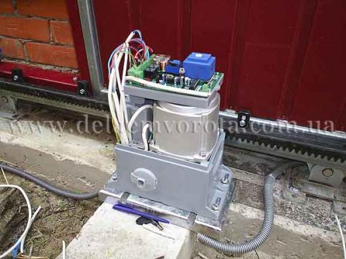 Монтаж автоматики для распашных ворот своими руками. Автоматика для распашных ворот с открытием наружу своими руками — инструкция с видео 01 Монтаж автоматики для распашных ворот своими руками. Автоматика для распашных ворот с открытием наружу своими руками — инструкция с видео 01