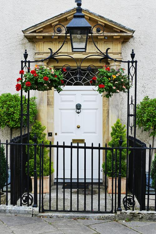 Хорошие ворота для дома. Хорошие ворота для частного дома с забором и калиткой, 119 фото. Делимся секретами выбора надежной конструкции ворот 14 Хорошие ворота для дома. Хорошие ворота для частного дома с забором и калиткой, 119 фото. Делимся секретами выбора надежной конструкции ворот 14