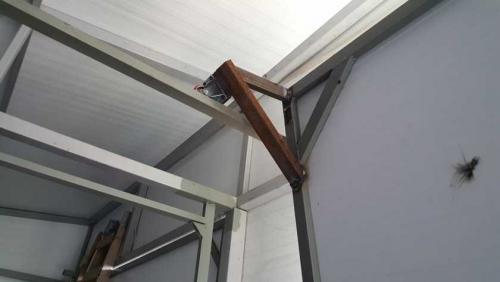 Как сделать ворота в гараже которые открываются вверх. Подъемные ворота своими руками: необходимые материалы для изготовления + поэтапная инструкция по сооружению и установке своими руками