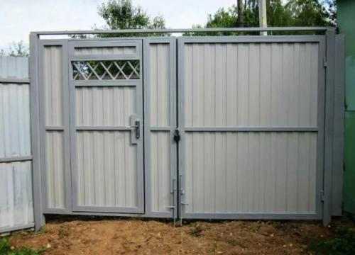 Деревянные ворота с калиткой своими руками. Ворота с калиткой своими руками — чертежи изготовления ворот и вырезки калитки из металла, профнастила, дерева + фото идеи