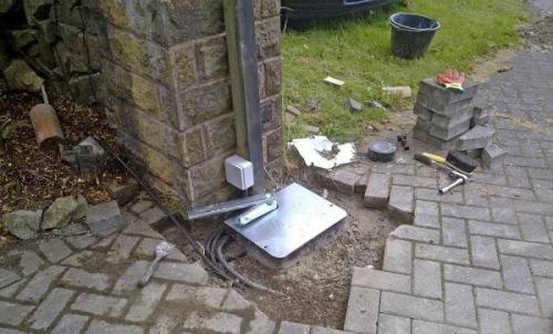 Автоматика для распашных ворот наружу. Автоматика для распашных ворот: виды приводов