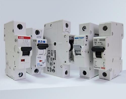 Как собрать трехфазный электрощит в частном доме. Собираем электрощит для частного дома на 380 В 15 кВт