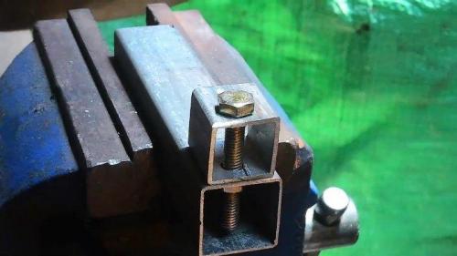 Как соединить профильную трубу без сварки в домашних условиях. 5 способов надежного соединения профильных труб без сварки