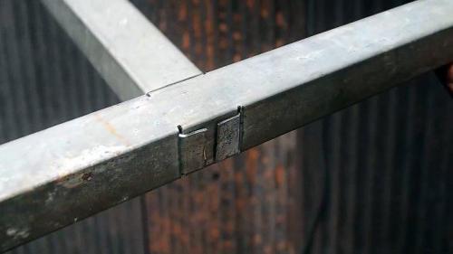 Как соединить профильную трубу без сварки в домашних условиях. 5 способов надежного соединения профильных труб без сварки