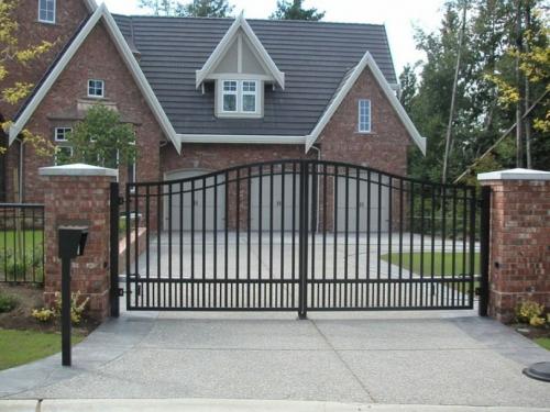 Красивые ворота для частного дома. Красивые распашные ворота — современные и оригинальные варианты на фото и видео в обзоре!
