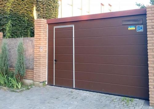 Красивые ворота частного дома. Особенности изготовления 17