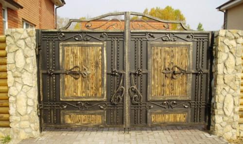 Откатные ворота в частном доме. Общие правила выбора комплектующих и фурнитуры в зависимости от веса ворот 18 Откатные ворота в частном доме. Общие правила выбора комплектующих и фурнитуры в зависимости от веса ворот 18