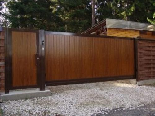 Монтаж секционных ворот Doorhan. Виды 05