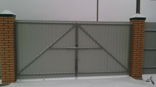 Ворота своими руками дешево и красиво. Популярные типы конструкций