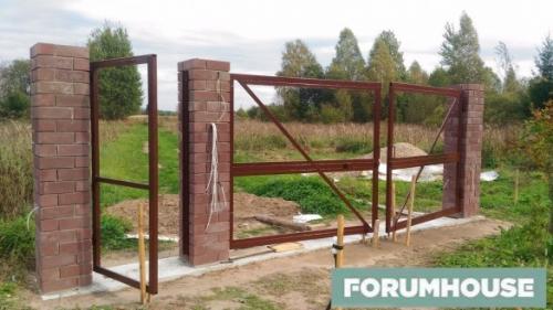 Распашные автоматические ворота с калиткой. Распашные ворота