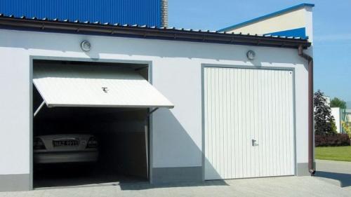 Автоматические секционные гаражные ворота своими рукам. Как сделать секционные ворота для гаража: обычные и с пультом ДУ 01 Автоматические секционные гаражные ворота своими рукам. Как сделать секционные ворота для гаража: обычные и с пультом ДУ 01