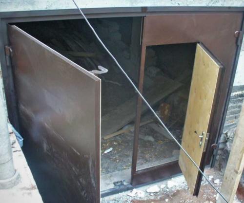 Ворота в гараж своими руками — подробное описание постройки различных видов гаражных ворот (120 фото)