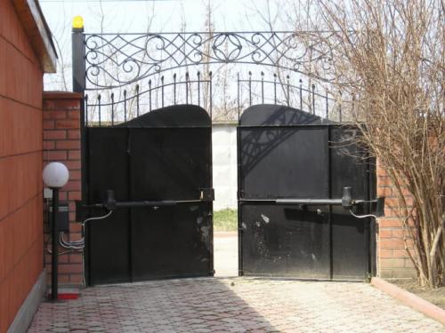 Какие въездные ворота выбрать. Основные виды ворот 04