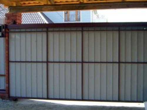 Виды и типы откатных ворот. Консольные ворота 05